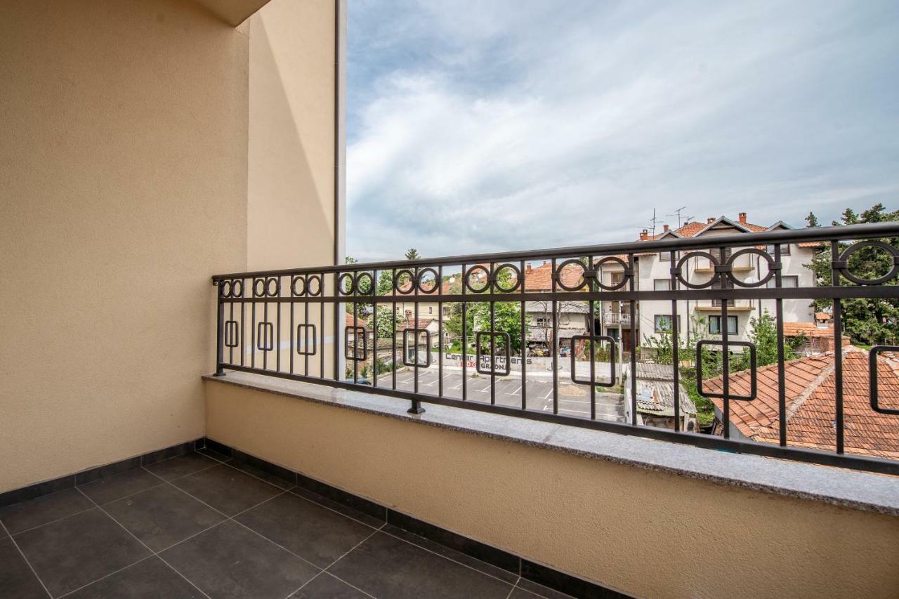 Apartamento CENTAR President Arandjelovac Exterior foto